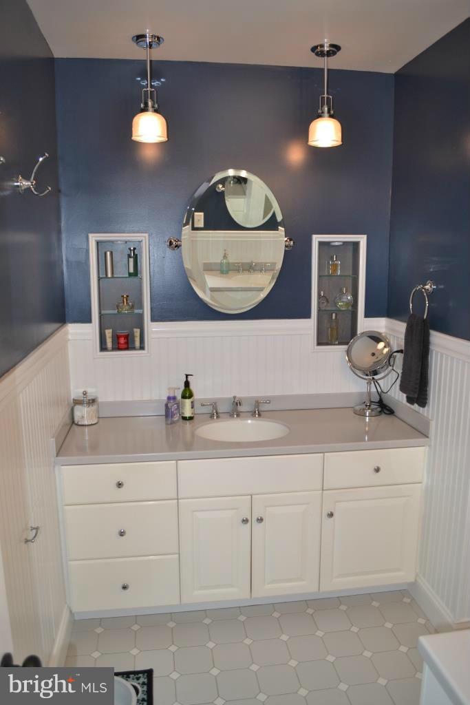 740 Chapel Ridge Road Lutherville-Timonium, MD 21093 - Photo 20 of 30 Bath (Master)