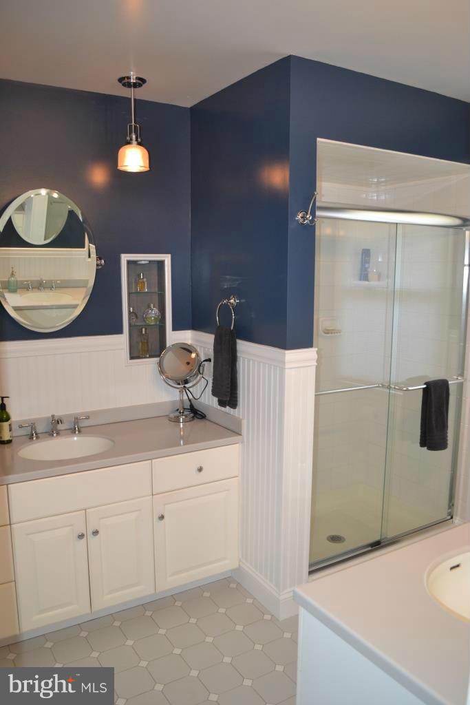 740 Chapel Ridge Road Lutherville-Timonium, MD 21093 - Photo 22 of 30 Bath (Master)