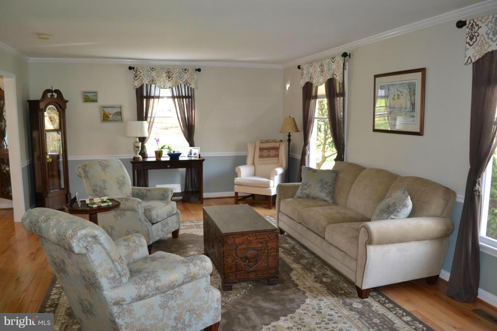 740 Chapel Ridge Road Lutherville-Timonium, MD 21093 - Photo 4 of 30 Living Room