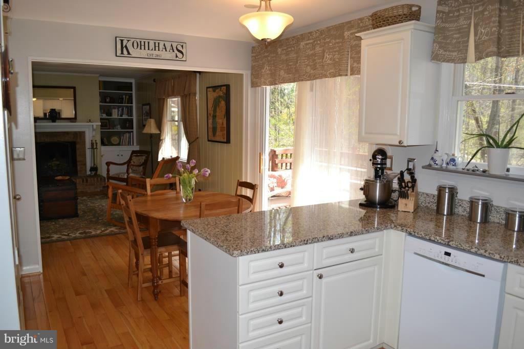 740 Chapel Ridge Road Lutherville-Timonium, MD 21093 - Photo 9 of 30 Kitchen