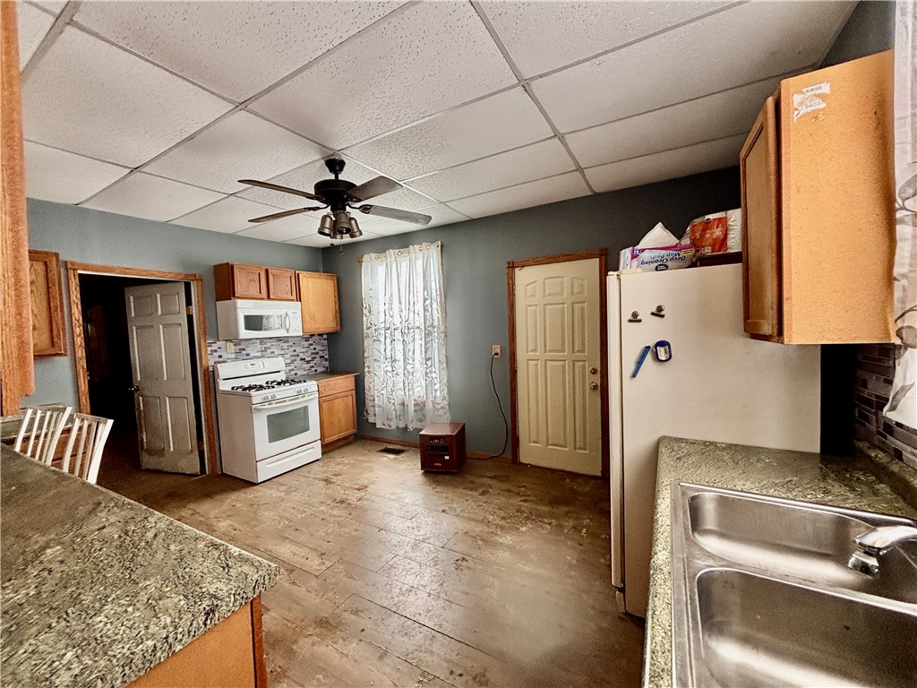 15244 East 400 North Road Ridge Farm, IL 61870 - Photo 16 of 44 Gallery Image 16