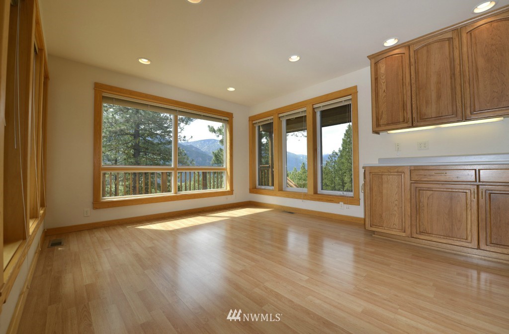 4 Elderberry Road Winthrop, WA 98862 - Photo 7 of 25