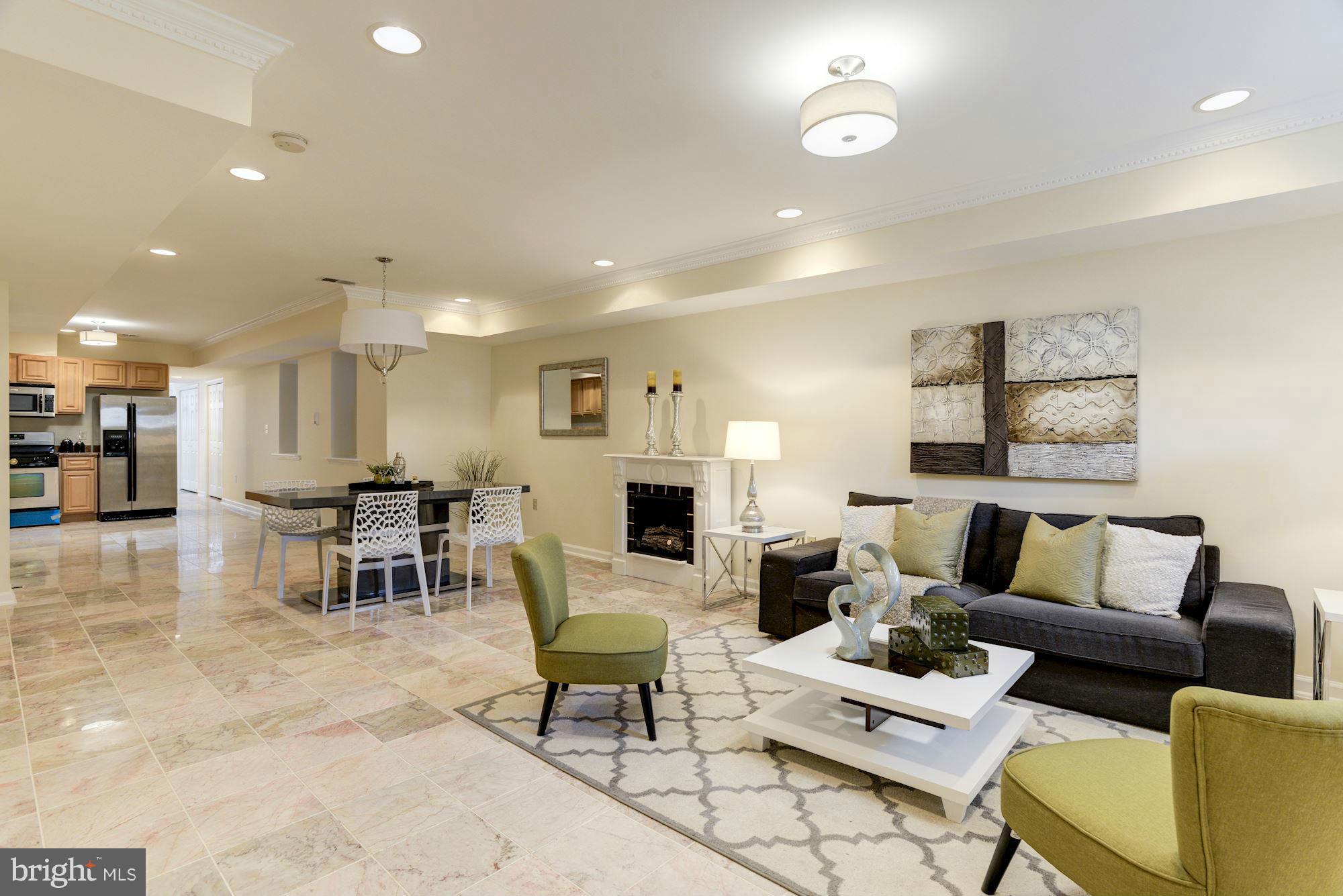 2028 North Capitol Street Northwest, Unit 2 Washington, DC 20002 - Photo 11 of 29 Living Room