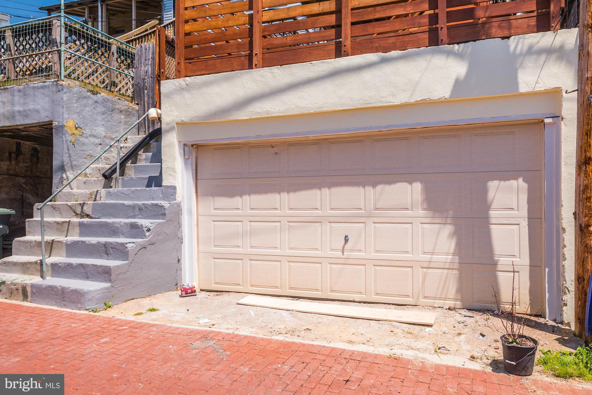 2028 North Capitol Street Northwest, Unit 2 Washington, DC 20002 - Photo 27 of 29 Exterior (General)