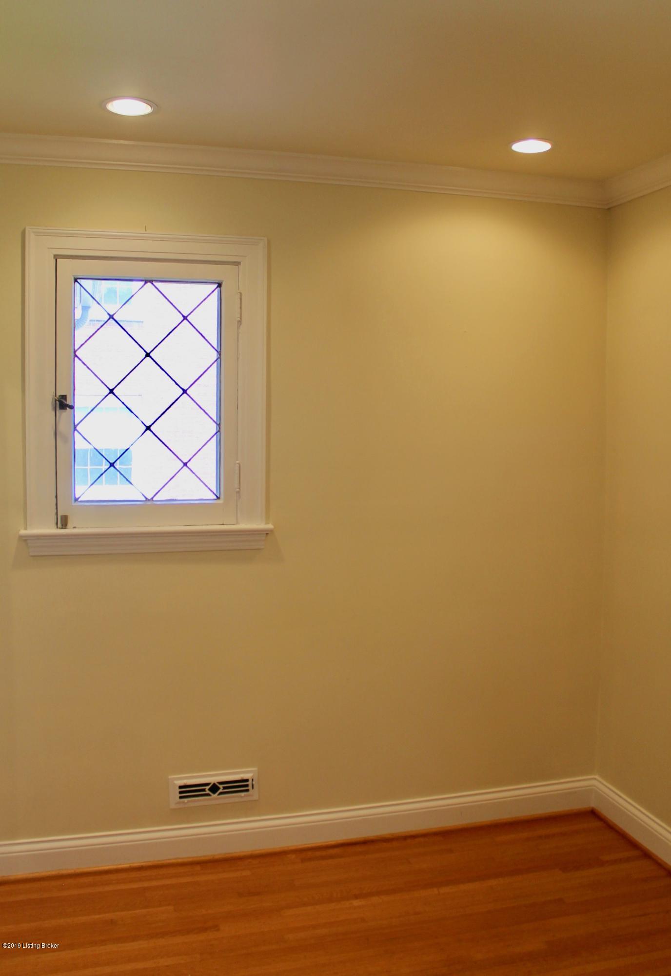 2608 Meadow Road Louisville, KY 40205 - Photo 6 of 55 IMG_0940