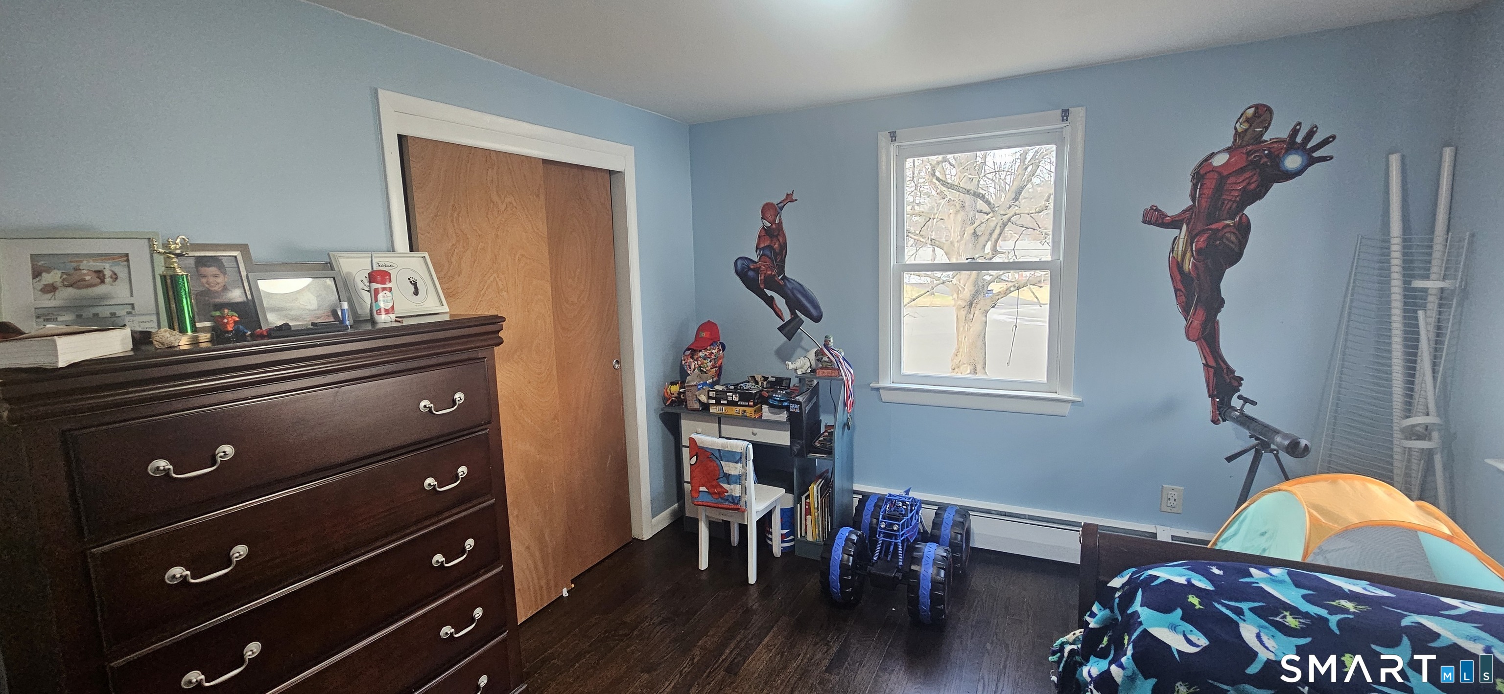 60 Nod Road Windsor, CT 06095 - Photo 23 of 38 a living room with furniture and a window