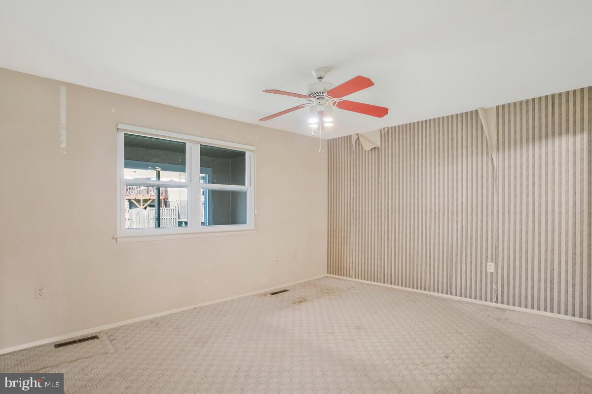 9930 Tuscarora Road Randallstown, MD 21133 - Photo 13 of 35 Primary bedroom fits a king size bed and more