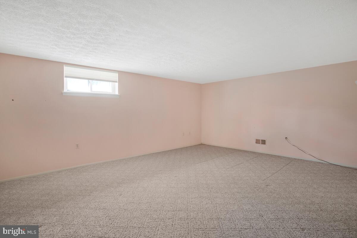 9930 Tuscarora Road Randallstown, MD 21133 - Photo 26 of 35 Bonus room is spacious