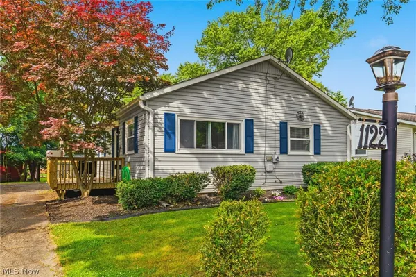 $210,000 | 1122 Bel Air Drive Northwest, North Canton, OH 44720