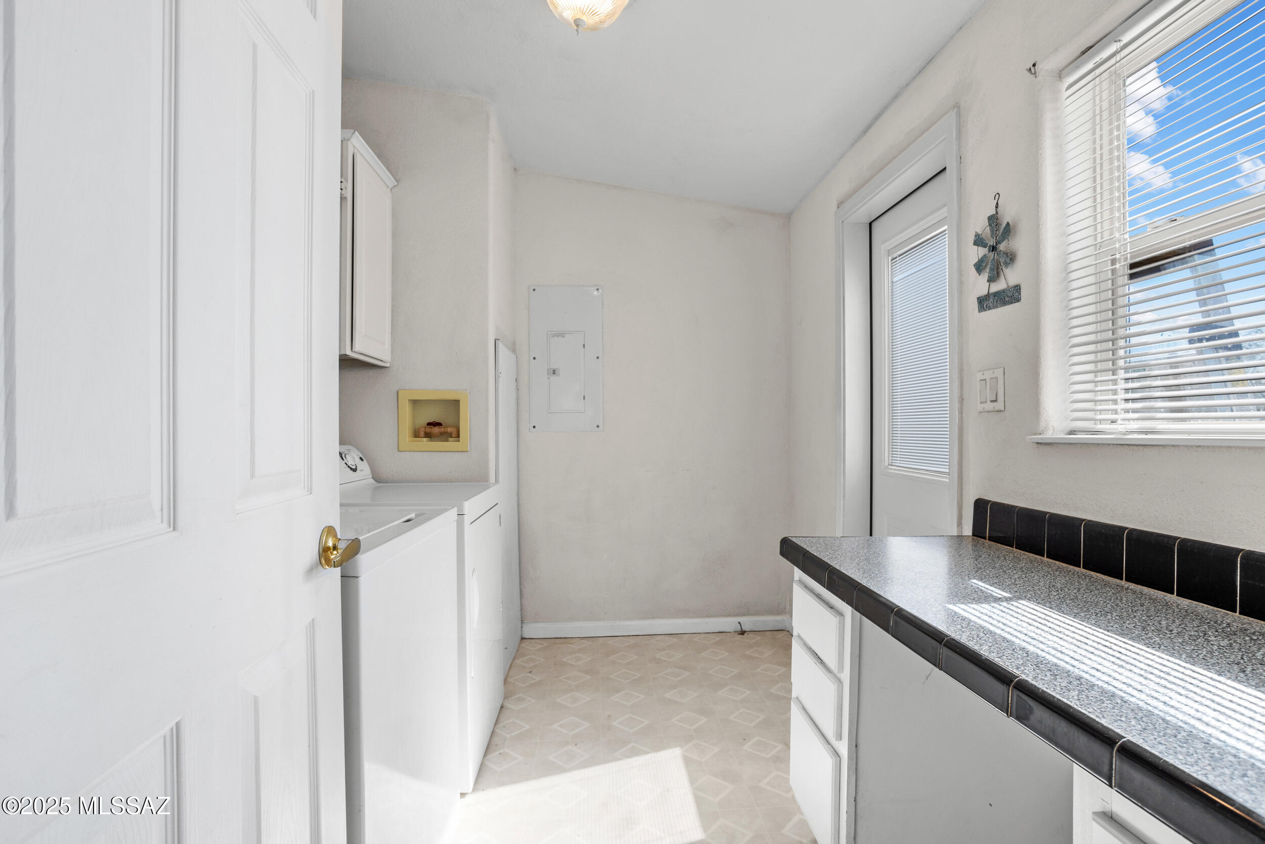 8720 North Sanders Road Tucson, AZ 85743 - Photo 14 of 42 Gallery Image 14