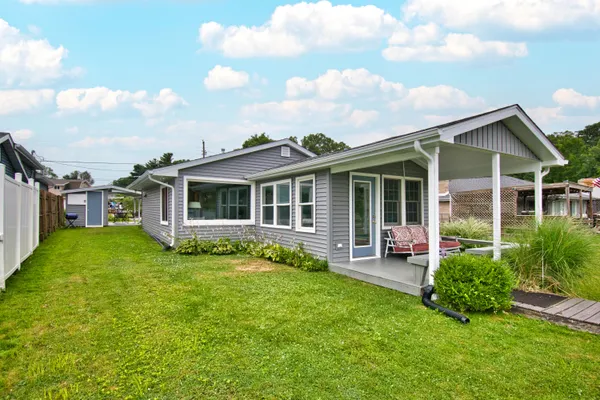 $399,900 | 70041 Beach Drive, Edwardsburg, MI 49112