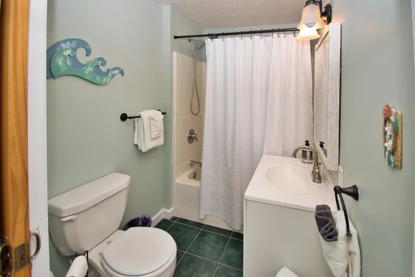 $399,900 | 70041 Beach Drive, Edwardsburg, MI 49112