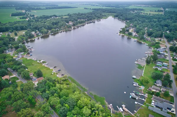 $399,900 | 70041 Beach Drive, Edwardsburg, MI 49112