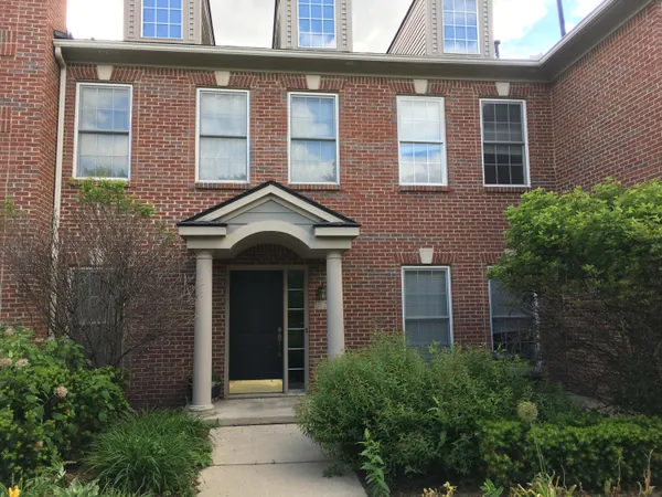 $284,900 | 5707 Hampshire Lane, Unit 68, Ypsilanti, MI 48197
