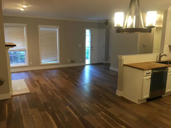 $284,900 | 5707 Hampshire Lane, Unit 68, Ypsilanti, MI 48197