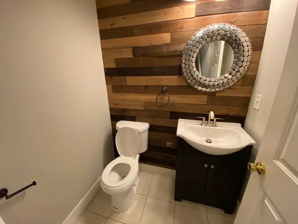 $284,900 | 5707 Hampshire Lane, Unit 68, Ypsilanti, MI 48197