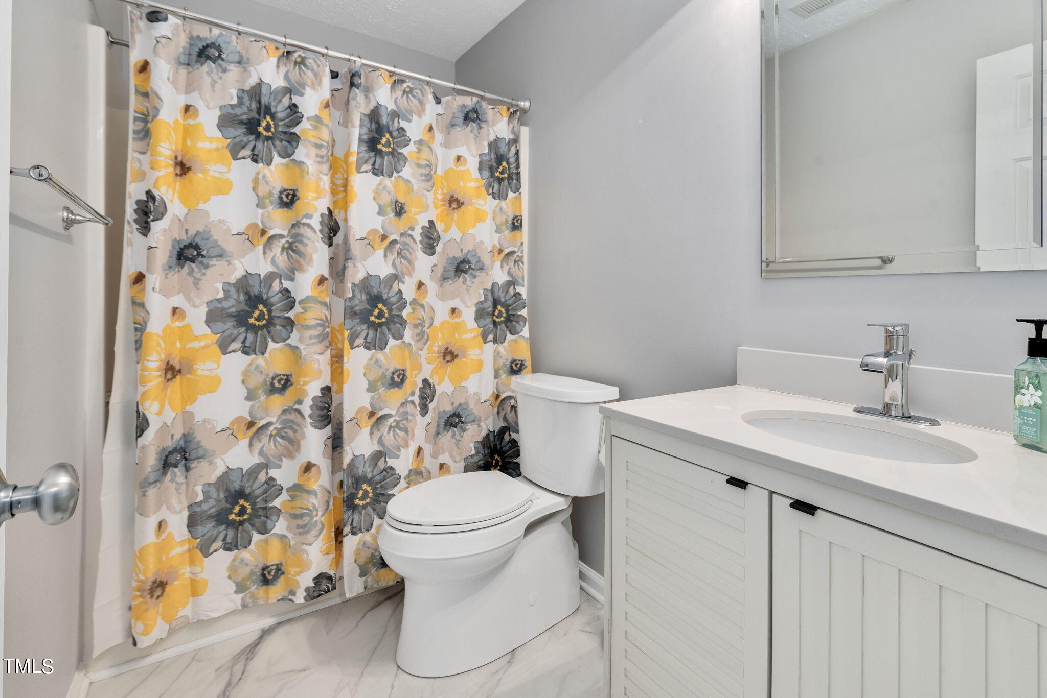 2030 Grassy Banks Drive Raleigh, NC 27610 - Photo 16 of 19 Secondary Bathroom