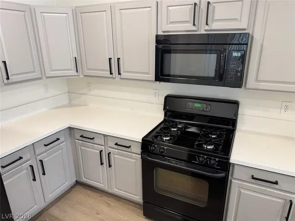 $1,990 | 9062 Toast Avenue, Las Vegas, NV 89148