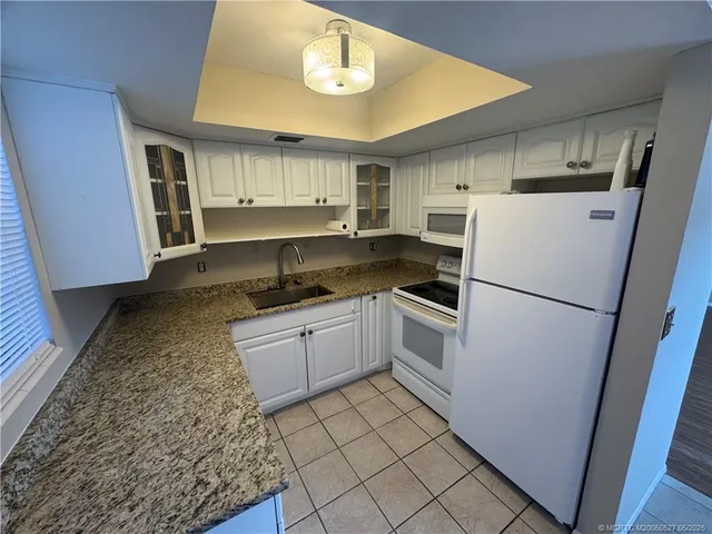 $139,000 | 2929 Southeast Ocean Boulevard, Unit 1065, Stuart, FL 34996