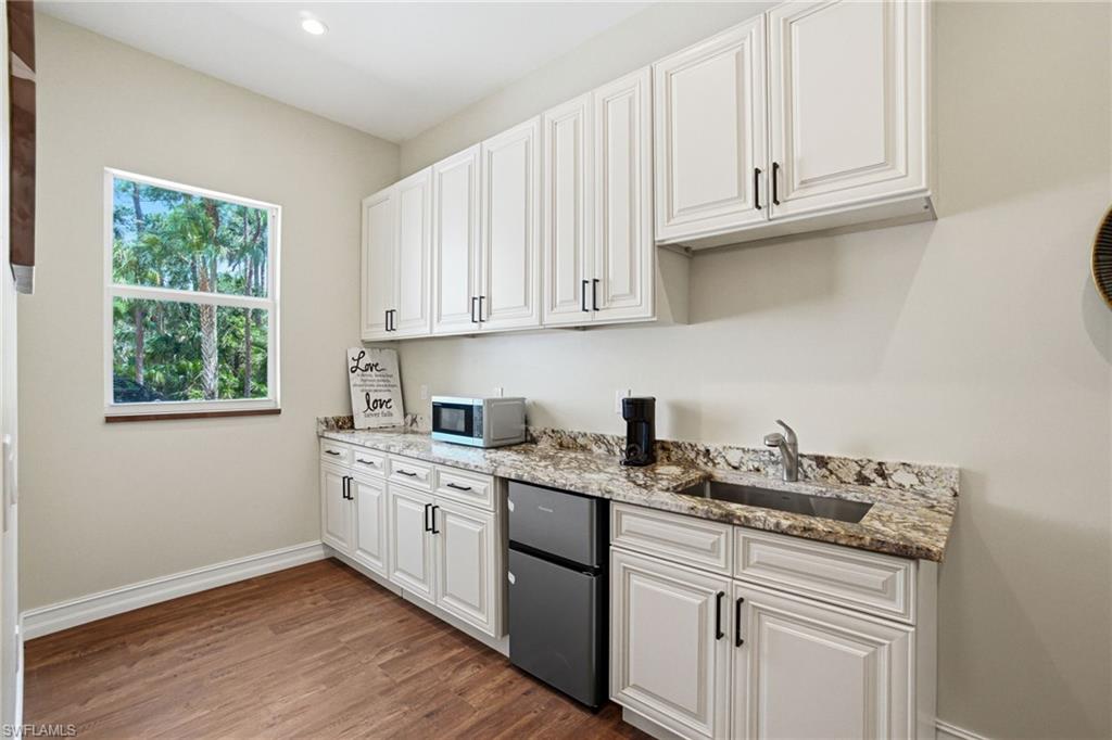4120 3rd Avenue Northwest Naples, FL 34119 - Photo 8 of 50