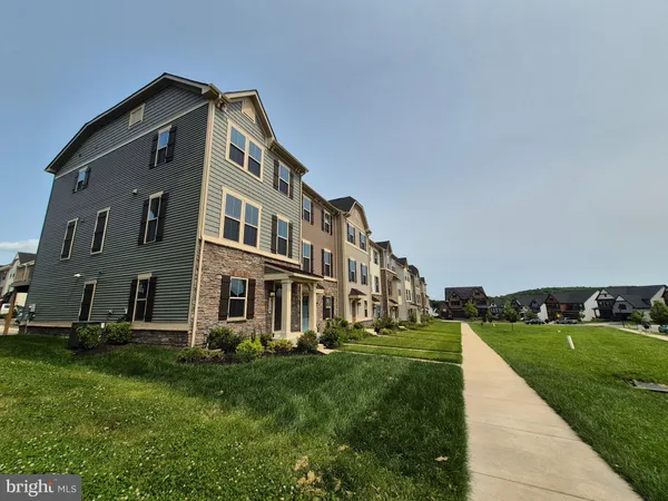 $3,375 | 6054 Fallfish Court, New Market, MD 21774