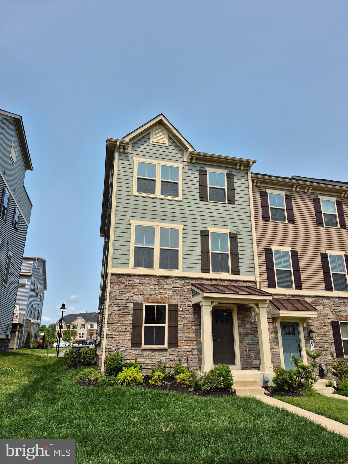 6054 Fallfish Court New Market, MD 21774 - Photo 5 of 28 a front view of a house with a yard