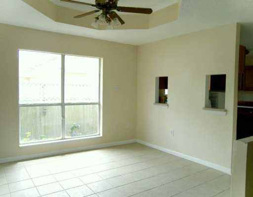 210 Spartan Loop Slidell, LA 70458 - Photo 4 of 8 Gallery Image 4