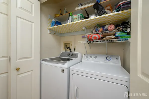 $575,000 | 108 Eastwick Court, Hillsborough, NJ 08844