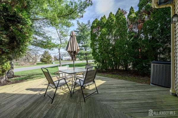 $575,000 | 108 Eastwick Court, Hillsborough, NJ 08844