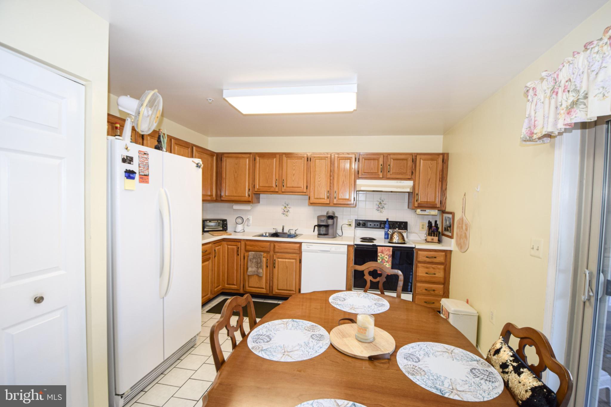 3905 Darleigh Road, Unit 1E Nottingham, MD 21236 - Photo 6 of 24 Kitchen