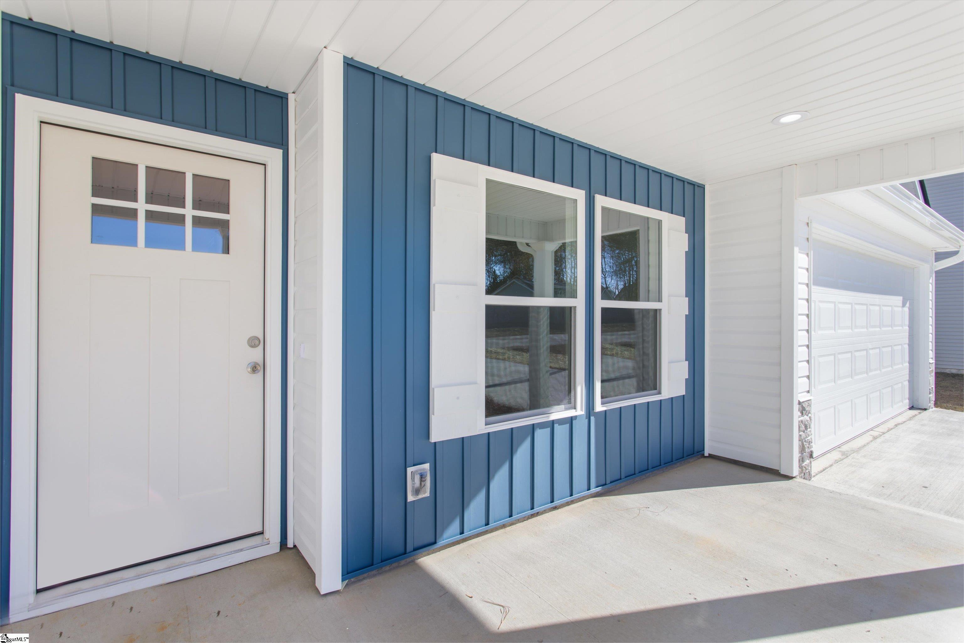109 Sherwood Road Easley, SC 29640 - Photo 2 of 29