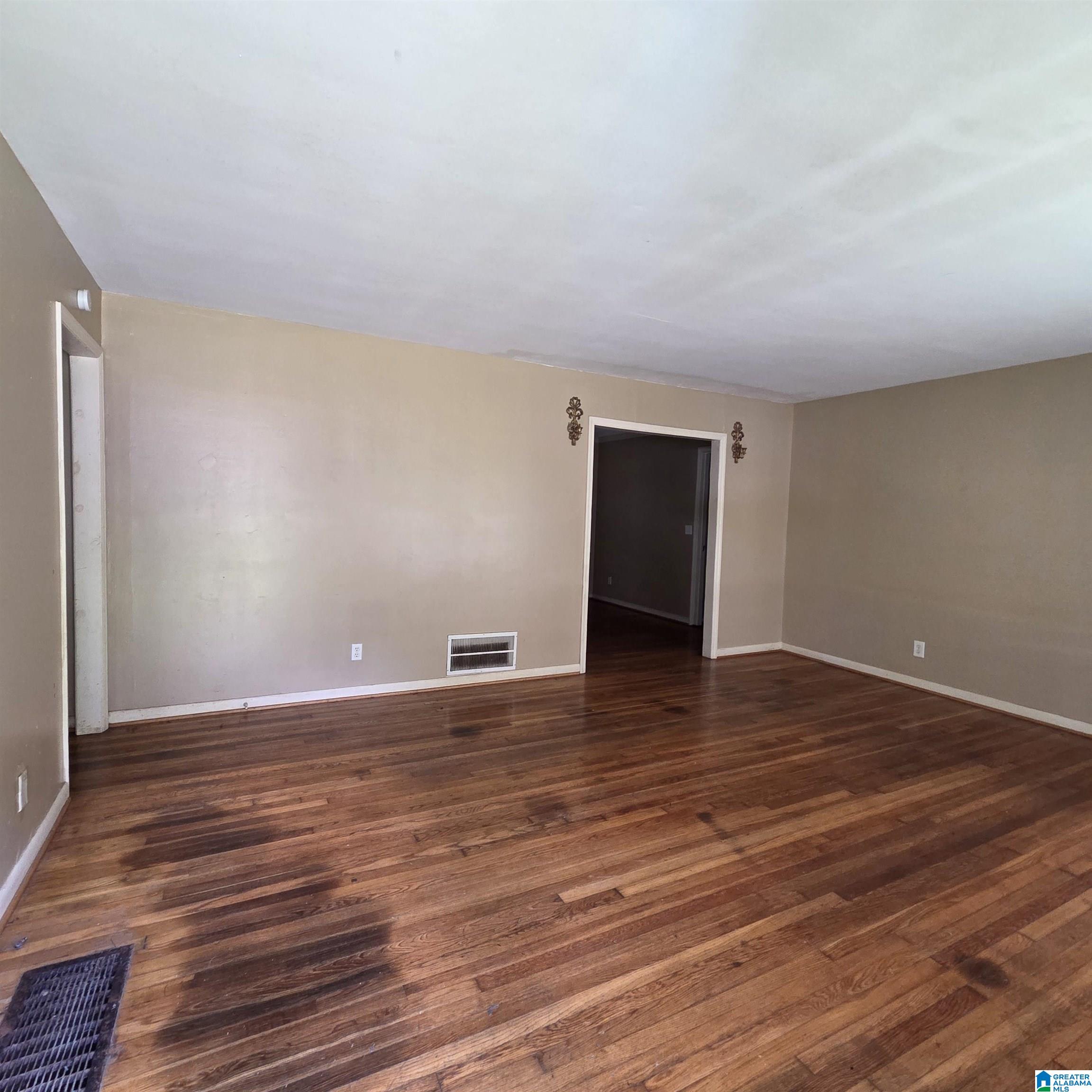415 Gene Reed Road Birmingham, AL 35215 - Photo 2 of 9