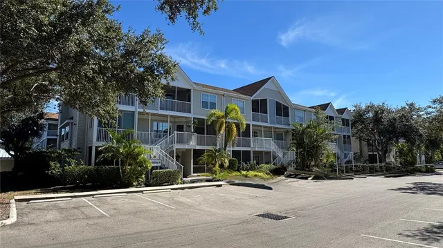 $1,795 | 850 South Tamiami Trail, Unit 603, Sarasota, FL 34236
