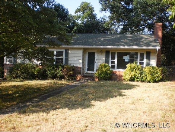 11 Pinehurst Road Asheville, NC 28805 - Photo 1 of 10 Gallery Image 1