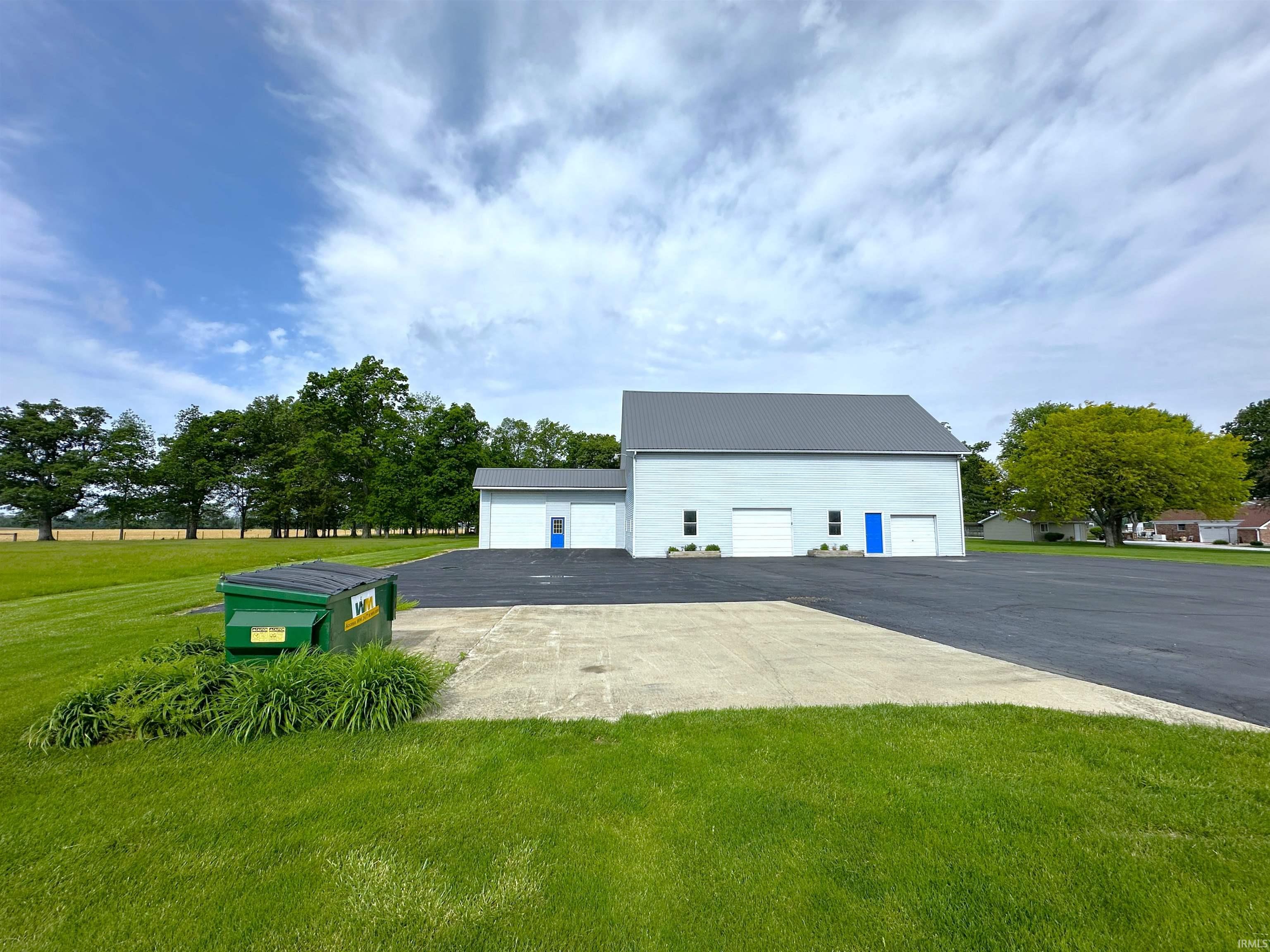 3222 North State Road Monticello, IN 47960 - Photo 5 of 43