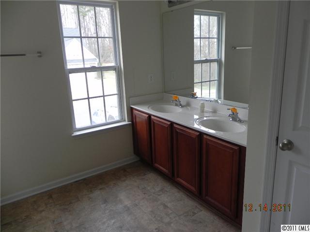1050 Streamlet Way Monroe, NC 28110 - Photo 11 of 15 Gallery Image 11