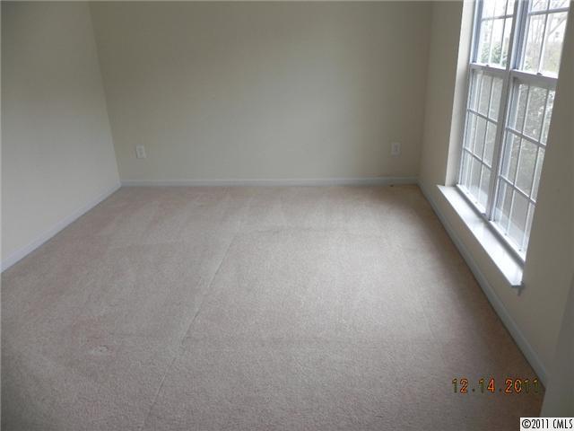1050 Streamlet Way Monroe, NC 28110 - Photo 4 of 15 Gallery Image 4