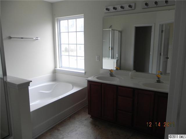 1050 Streamlet Way Monroe, NC 28110 - Photo 10 of 15 Gallery Image 10