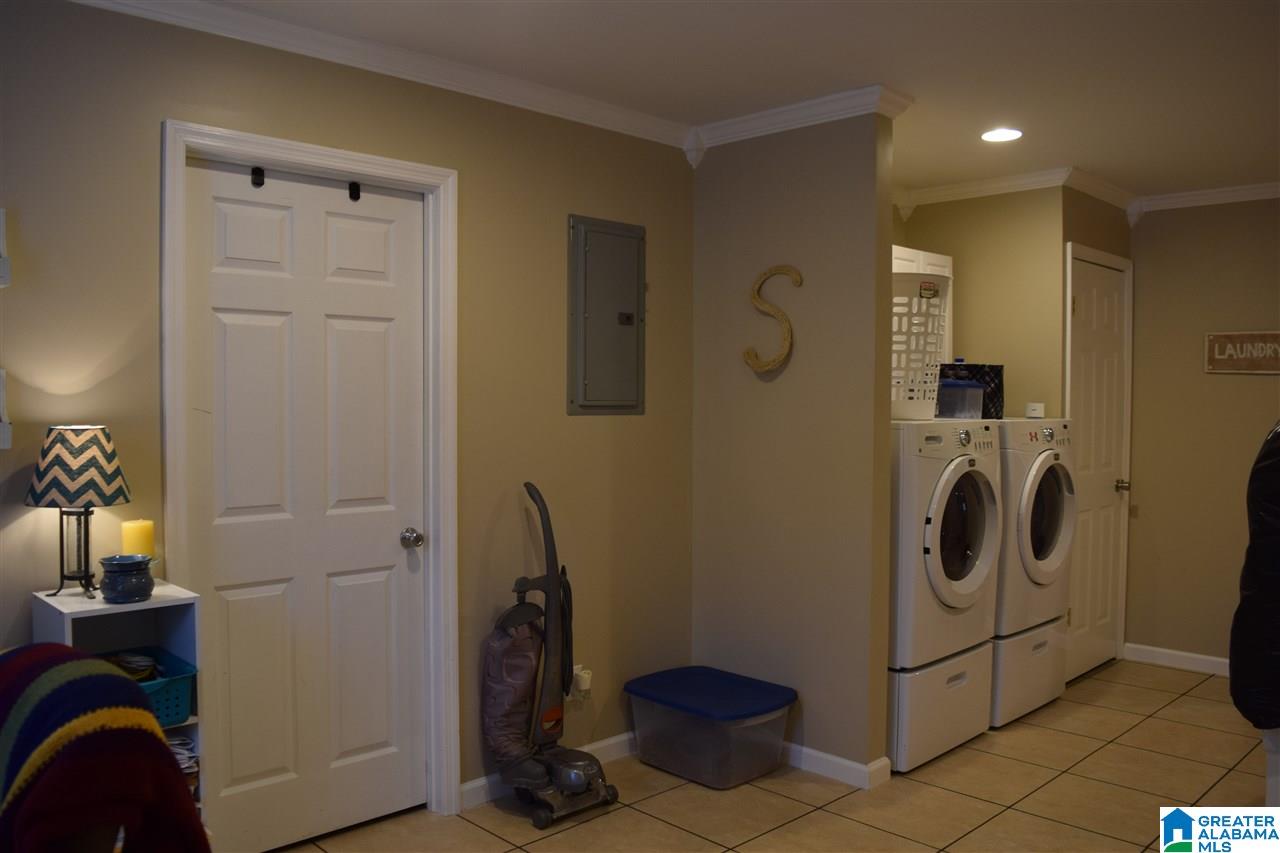 261 Overcreek Road Warrior, AL 35180 - Photo 20 of 49