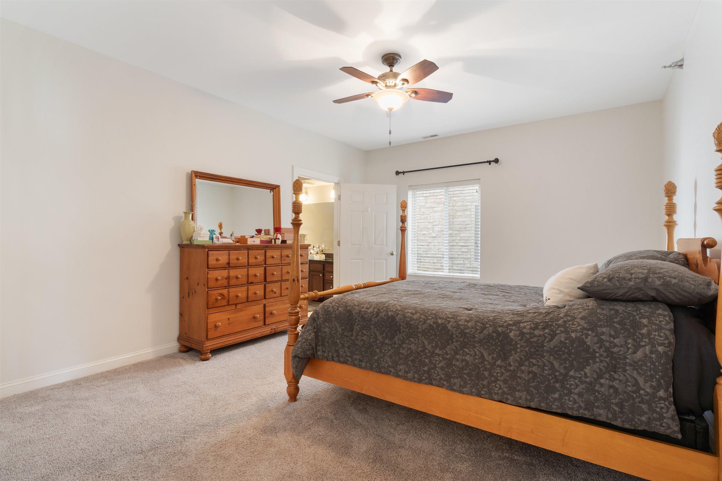 1782 Ridgecliff Road Columbus, OH 43221 - Photo 17 of 28