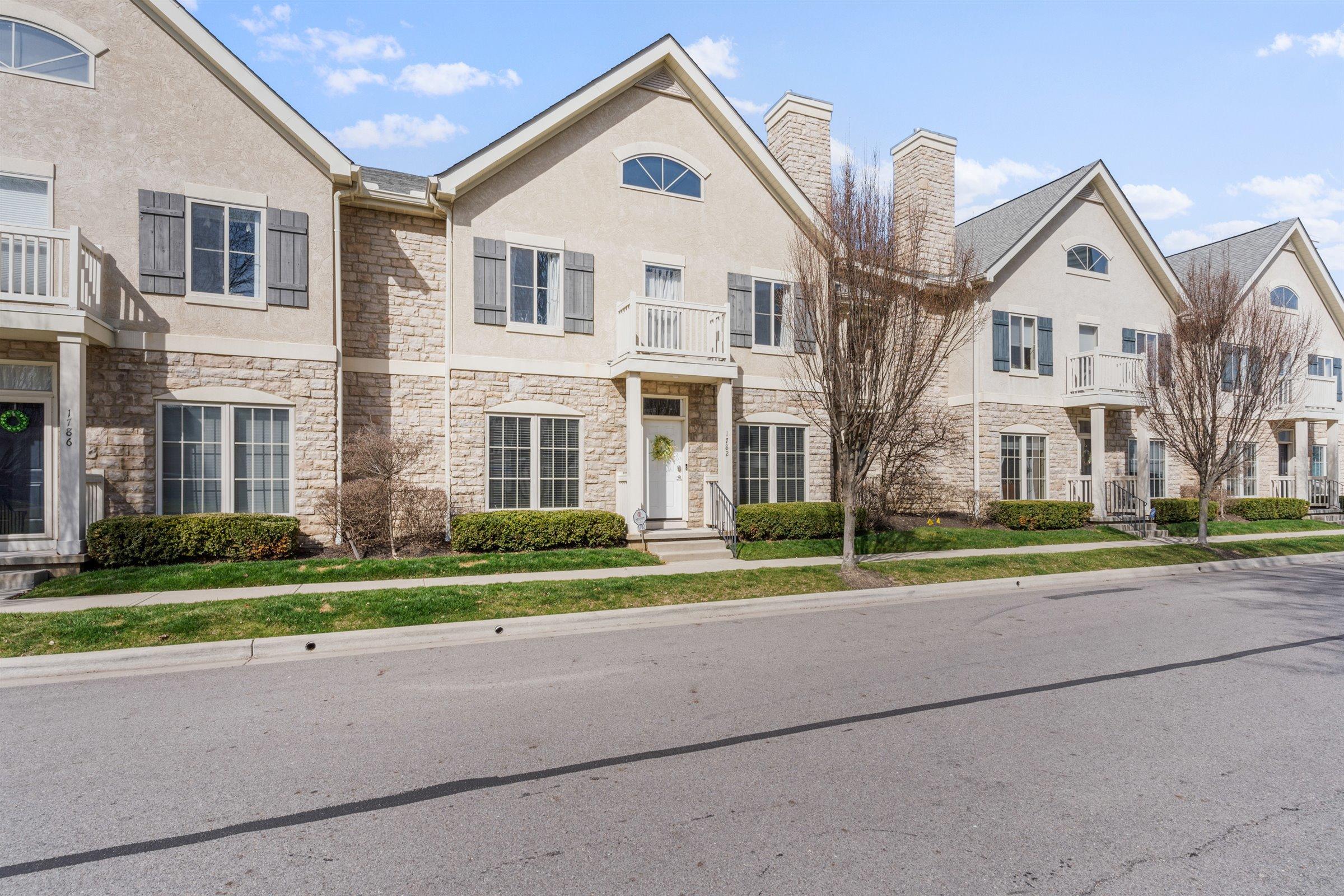 1782 Ridgecliff Road Columbus, OH 43221 - Photo 2 of 28