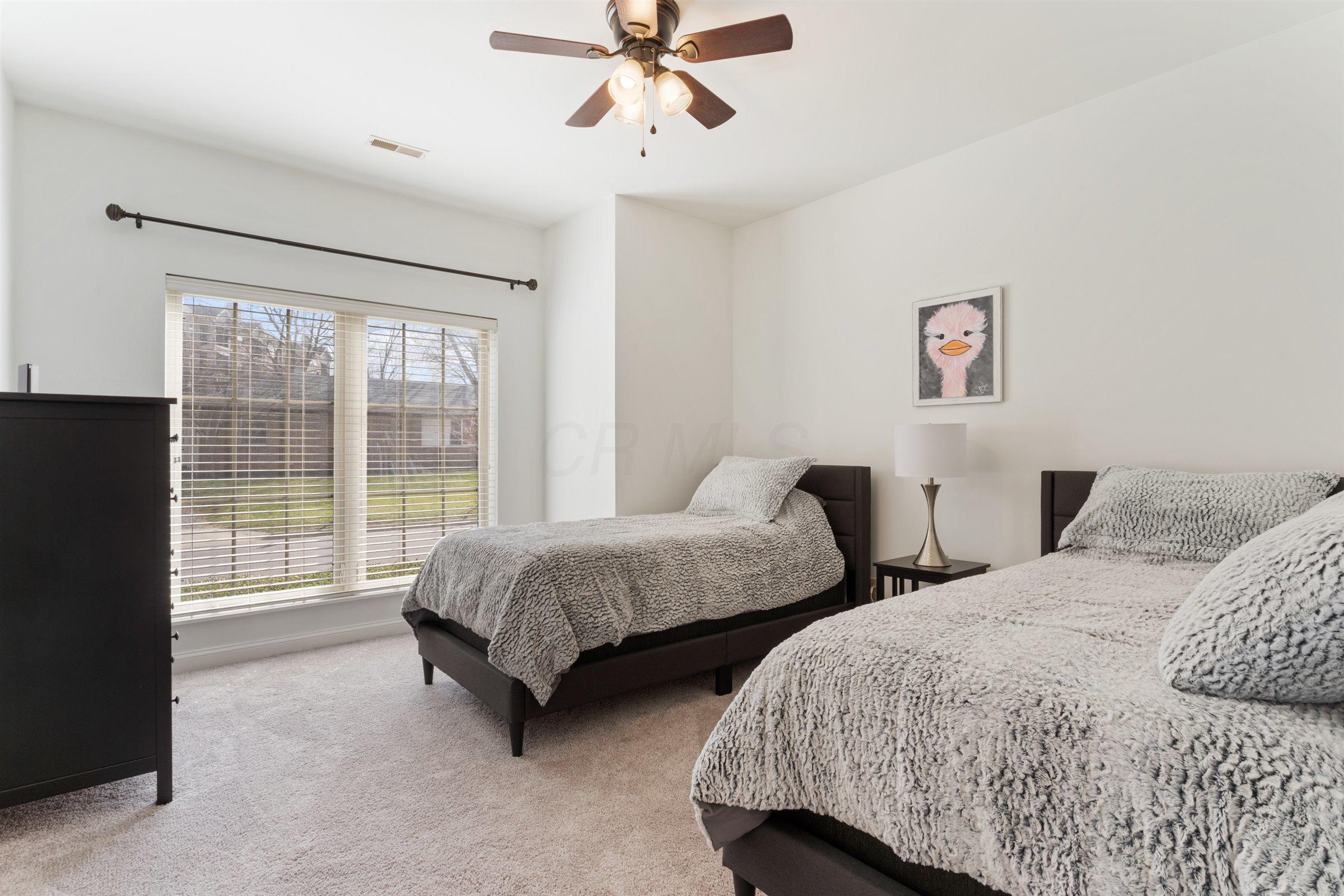 1782 Ridgecliff Road Columbus, OH 43221 - Photo 22 of 28