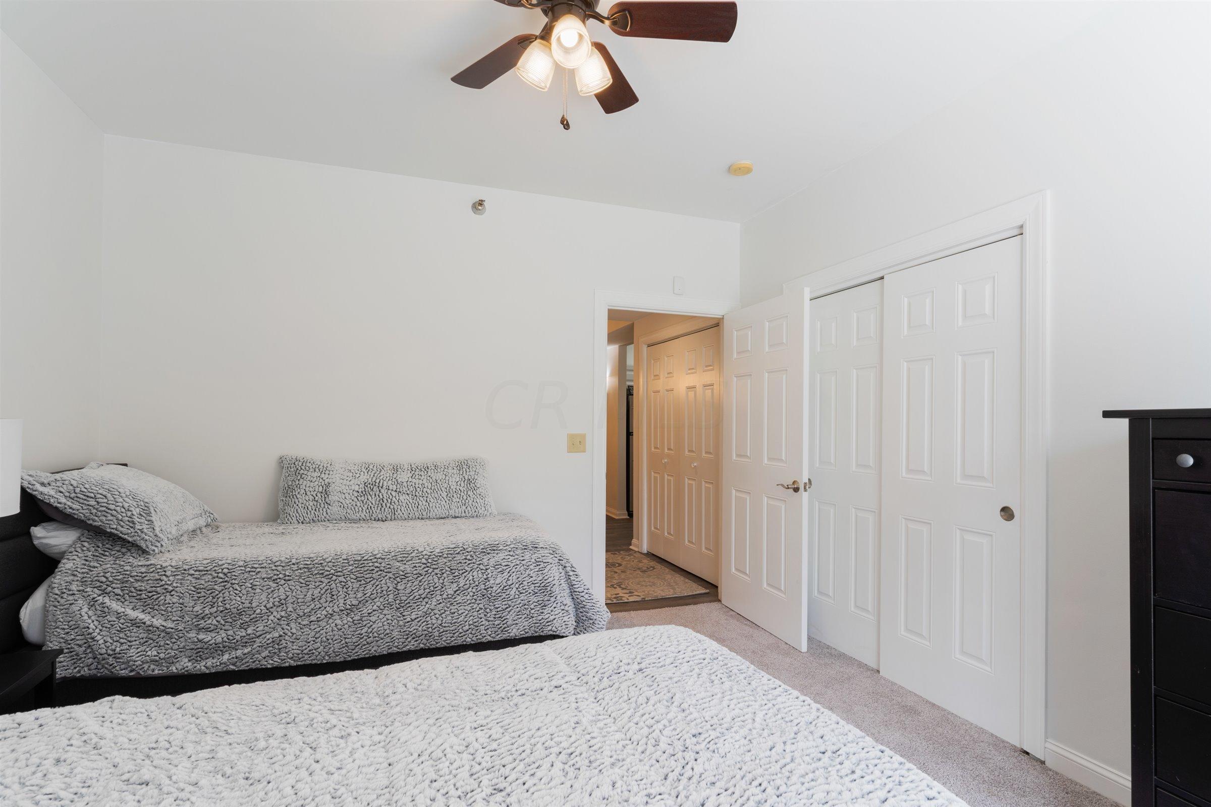 1782 Ridgecliff Road Columbus, OH 43221 - Photo 23 of 28
