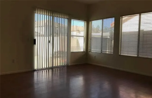 $2,700 | 7696 Calle Bastia, Highland, CA 92346