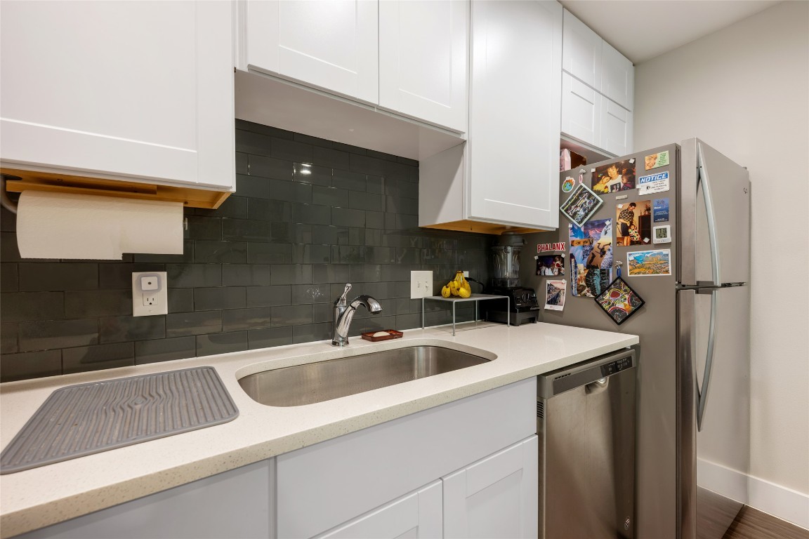 935 La Posada Drive, Unit 243 Austin, TX 78752 - Photo 13 of 37