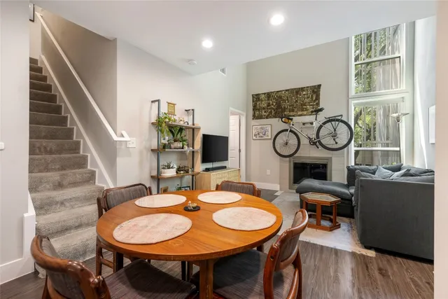 $179,900 | 935 La Posada Drive, Unit 243, Austin, TX 78752