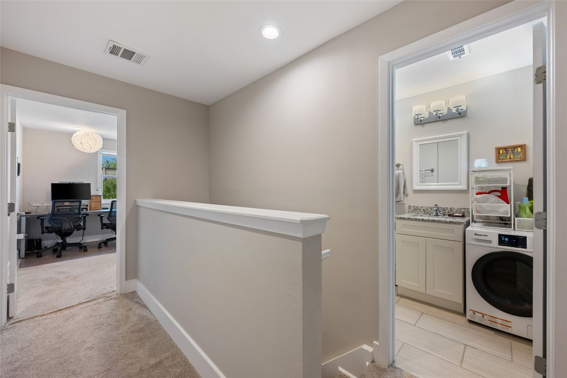 935 La Posada Drive, Unit 243 Austin, TX 78752 - Photo 15 of 37