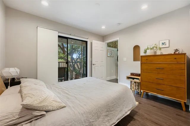 $179,900 | 935 La Posada Drive, Unit 243, Austin, TX 78752