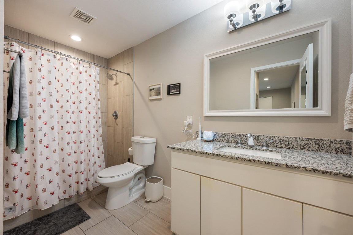 935 La Posada Drive, Unit 243 Austin, TX 78752 - Photo 26 of 37