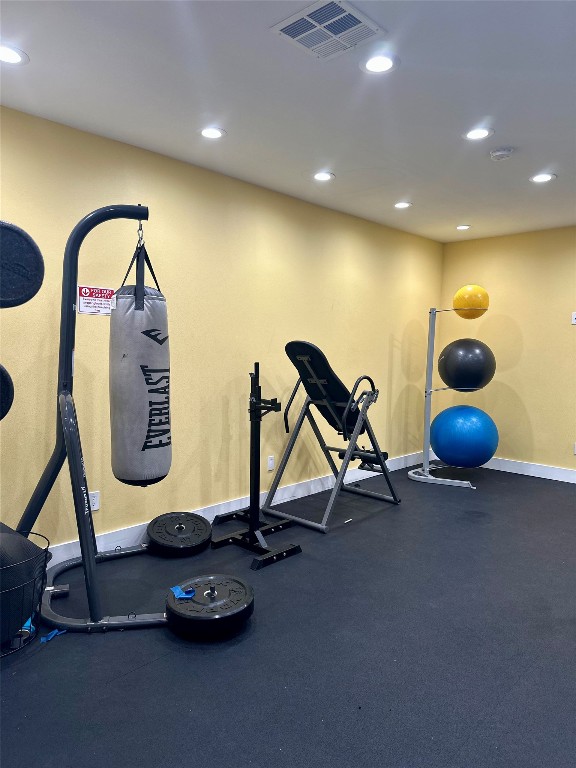 935 La Posada Drive, Unit 243 Austin, TX 78752 - Photo 34 of 37